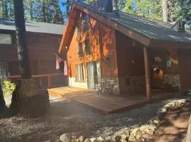 Relax at Rustic Tahoe Charm - Minutes to Lake