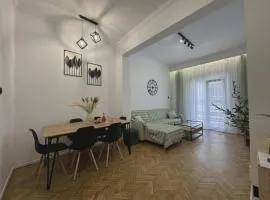 ART Luxury Home 2