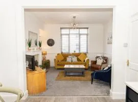 Ivydene - 3 bedroom house -Tenby