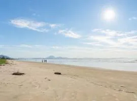 Casa em Cabo Frio com acesso direto à praia