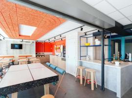 ibis budget Pertuis Portes du Luberon, ξενοδοχείο σε Pertuis