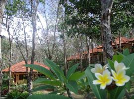 Koh Mook Rubber Tree Bungalows, ξενοδοχείο σε Ko Mook