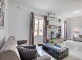 NEW - 2BR Beach side apt by SF HOMES