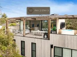 Santorini Blue Sorrento with heated spa and stunning views