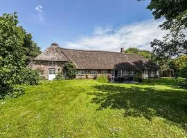 6 Bedroom Gorgeous Home In Ribe