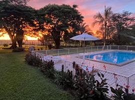 Bangalô Rancho Ouro Verde, hotel a Rolândia