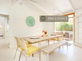 Heales Hideaway Dromana steps to the beach