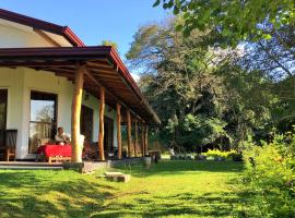 Blue Lake Ridge, hotel s parkovan&iacute;m v destin&aacute;cii Maha Oya