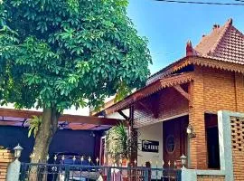 Omah Tabon Homestay Heritage Stay near Malioboro