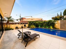 Suite Matrimonial Exclusiva con Piscina Privada, hotel en Machala