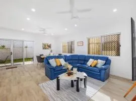 NEW 4BR Modern Family Home WiFi & Central AC
