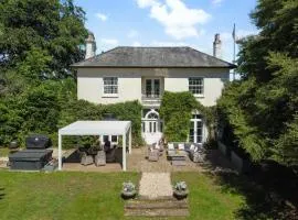 Georgian Country House Hot Tub Dog Friendly