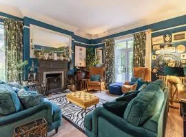 Georgian Country House Hot Tub Dog Friendly