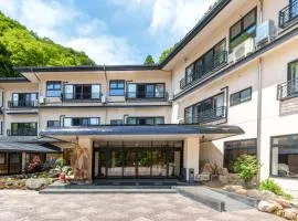 積翠寺温泉古湯坊坐忘庵
