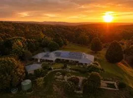 Pet Friendly Studio with Views Near Hahndorf