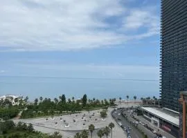 Batumi - Seaside Stunning Apartment