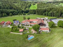 Dienberger Ferienhaus, Hotel in Untergriesbach