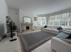 Luxury 4BDR Retreat With Garden and Workspace