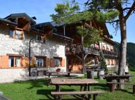Rifugio Predaia Ai Todes'ci