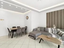 Minimal Stay House