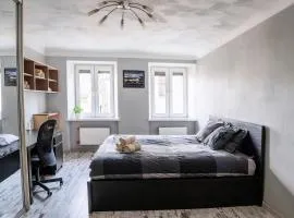 Cozy Old Town Stay with Bath