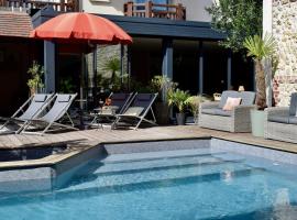 Le Trophée Boutique Hôtel Spa- La Loggia Appart'hôtel, hotel en Deauville