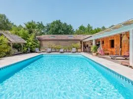 Superbe villa secteur calme avec piscine chauffée
