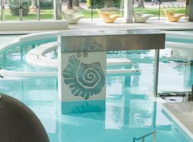 Oassium Hotel - Adults Only – hotel w mieście La Pineda