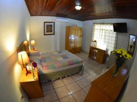 Hotel Posada Don Pantaleon, hotell i Managua