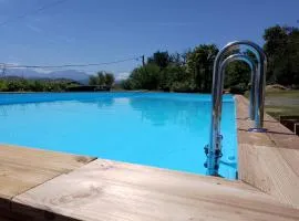 Pyrenees Vue Gite - Owl - Vues Fantastique, Petit-Déjeuner, Calme, Piscine, Parking - Brand New