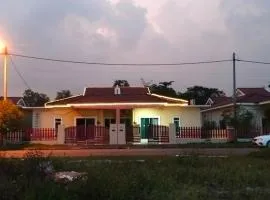 Kampar Holiday S-D Bungalow