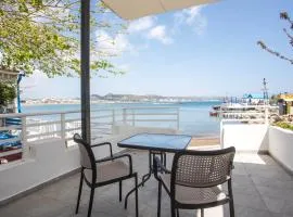 Marina studios Sea View