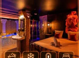 La Suite de Vénus - Chambre à thème Love Room Jacuzzi et Pièce Secrète - Évasion pour deux