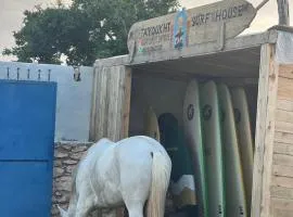 ,,,''' Sidi kaouki Tayoukhte Surf House with Pool ''' ,,, Surfing lessons, Horse Riding & Quad adventures ,,, Local experiences all in one place