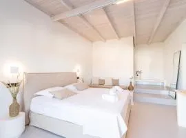 Drio Kythnos Suites
