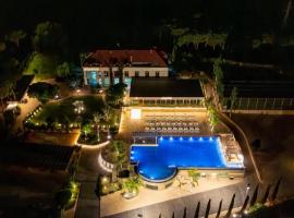 Arados Resort, hótel 