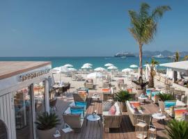 Croisette Beach Hotel Cannes - MGallery Collection, hotelli Cannesissa
