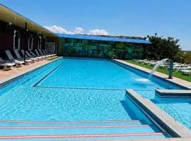 C Hotel Yerevan