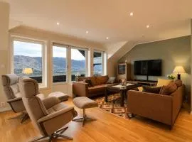 Beautiful penthouse centrally located in Geilo, stunning views