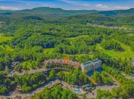 Delightful & Cozy 2nd Floor Resort Condo Sleeps 4