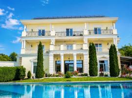 Aleksov Complex Aleksion Palace, hotel din Ogneanovo