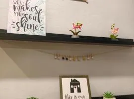 Vi Homestay Taman Yakin