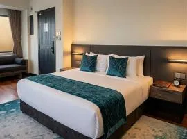 Golden Palm Tree King Suite, Sepang - Open Sea View