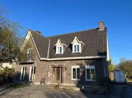 Maison Frieda