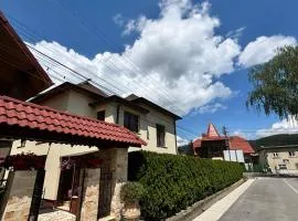 Casa in inima Bucovinei
