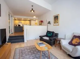 The Art Flat Glasgow