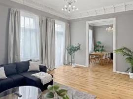 Apartment im Denkmal zentral in Krefeld mit hohen Decken
