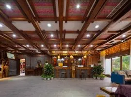 Zhangjiajie Courtyard Hotel