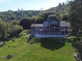 Mountain Daddies Bed & Breakfast