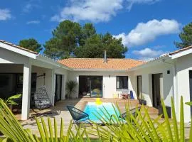 Villa Sous Les Pins - Ocean, Pool & Spa - 6 personnes - Landes - Vielle St Girons